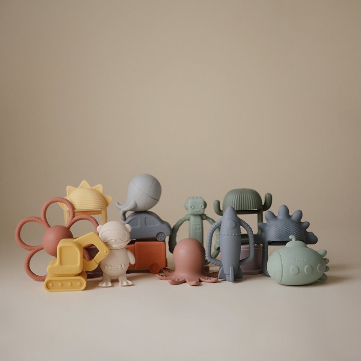 RATTLE TEETHER ROBOT CAMBRIDGE BLUE 10x12x3 CM