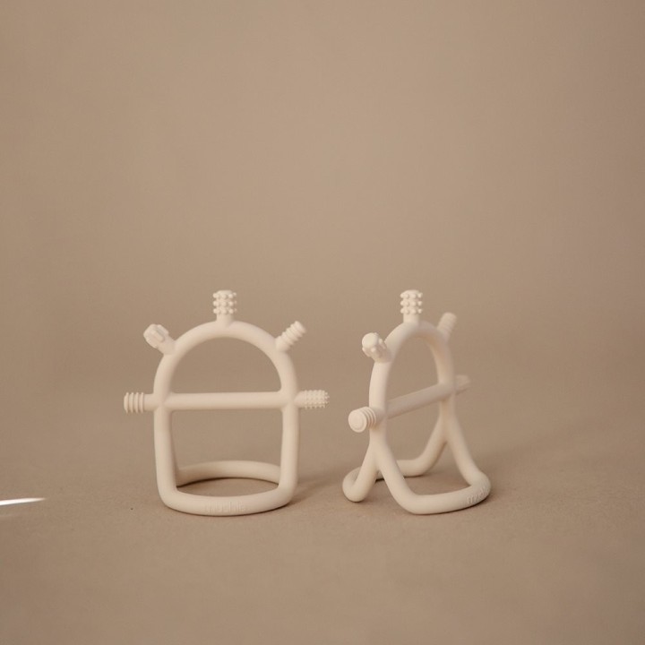 MASSAGIAGENGIVE STATICO SILIC. SENSORY SHIFTING SAND 10.5x10x7.5 CM